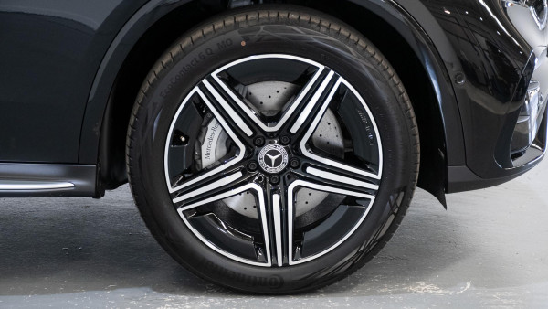 2026 Mercedes-Benz GLC-Class C254 GLC300 SUV image 8
