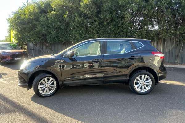 2017 Nissan QASHQAI J11 ST SUV Image 4
