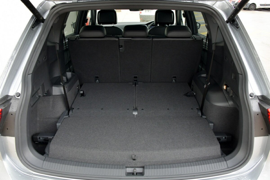 2024 MY24.5 Volkswagen Tiguan 5N 162TSI R-Line Allspace SUV Image 30