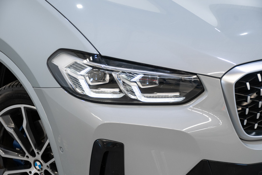 2022 BMW X4 xDrive30i M Sport SUV Image 2