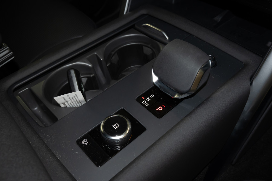 2026 Land Rover Discovery Series 5 D350 Dynamic SE SUV
