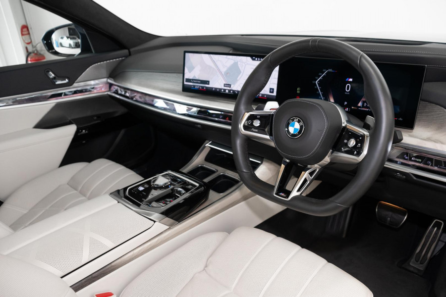 2024 BMW 7 Series G70 740i M Sport Sedan