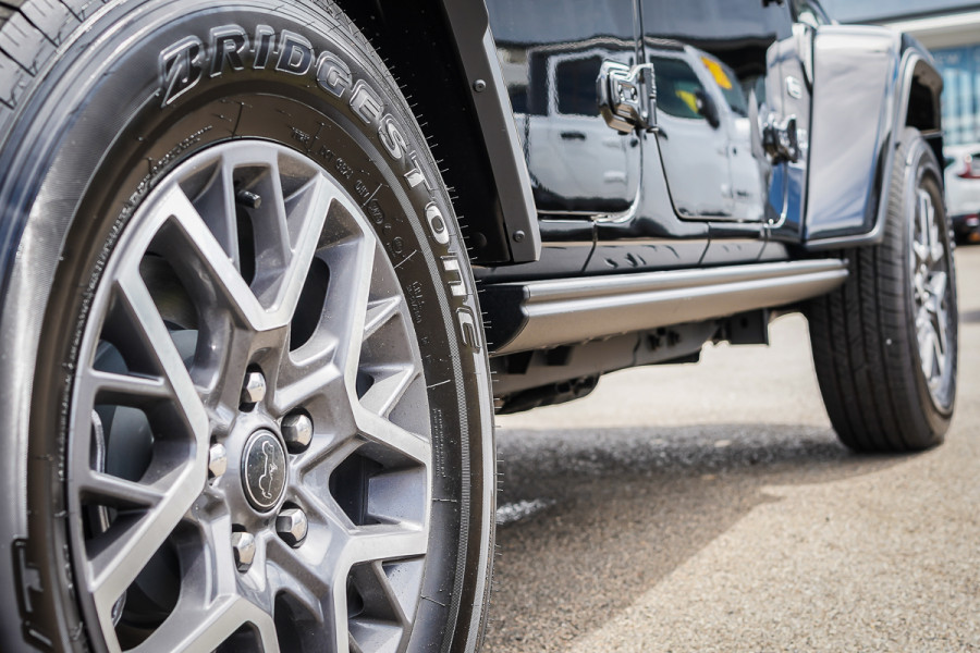 2023 MY24 Jeep Wrangler JL Overland SUV Image 13