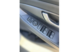 2017 MY18 Hyundai i30 PD Elite Hatch