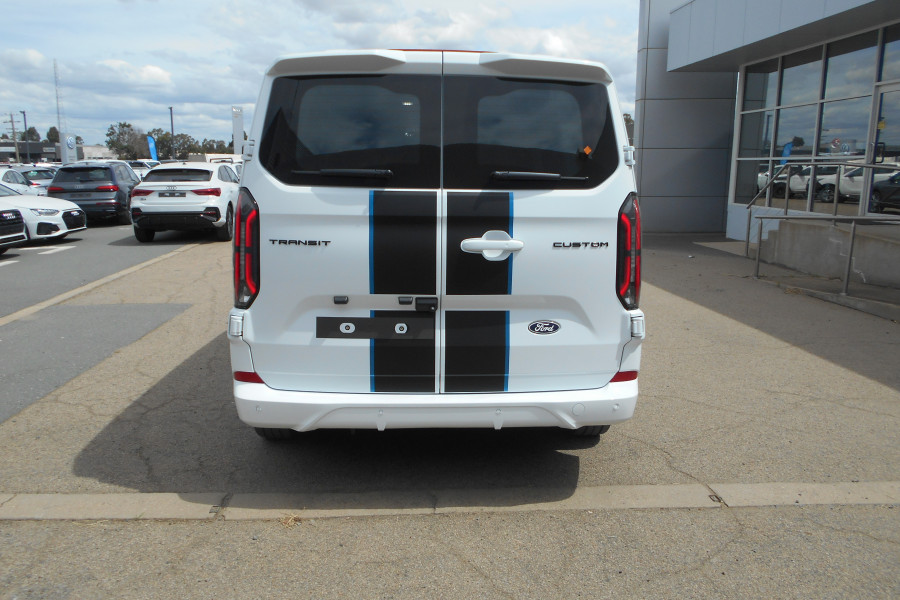 2024 MY24.50 Ford Transit Custom AV Sport SWB Van Image 15