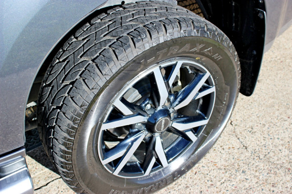 2020 MY19 Isuzu MU-X LS-T SUV Image 8