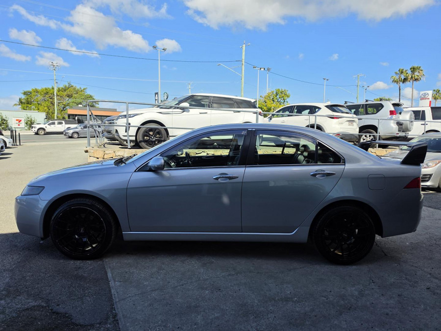2004 Honda Accord Euro 7th Gen Luxury Sedan Image 10