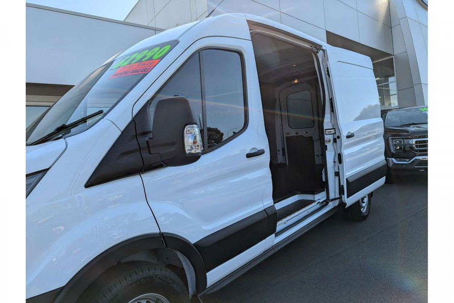 2024 Ford Transit VO 350L Van Image 12