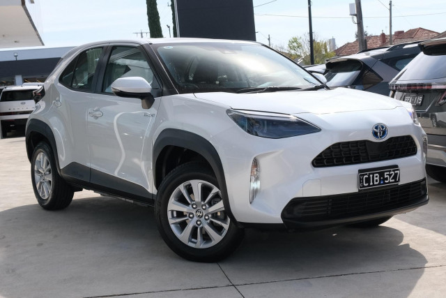 2023 Toyota Yaris Cross MXPB10R GX SUV