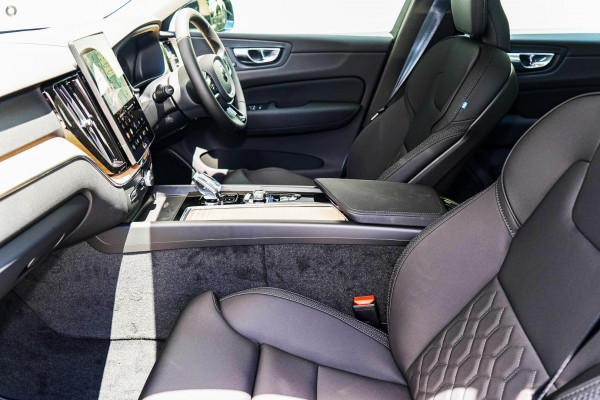 2025 MY26 Volvo XC60 UZ Plus B5 Bright SUV Image 6