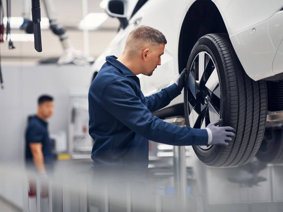 Volvo's $495 100+ point Service