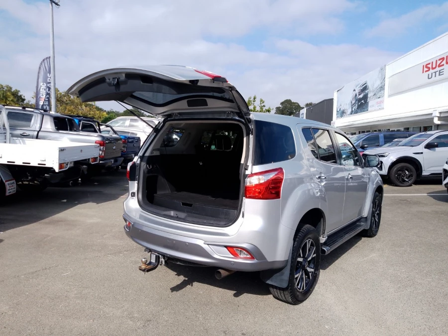 2020 MY19 Isuzu MU-X LS-U SUV Image 14