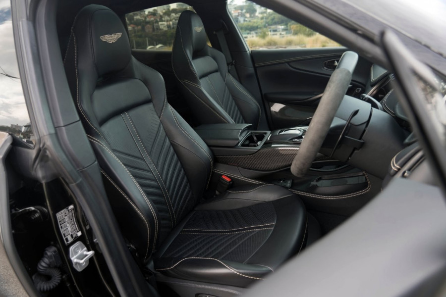 2023 Aston Martin DBX 707 SUV Image 12