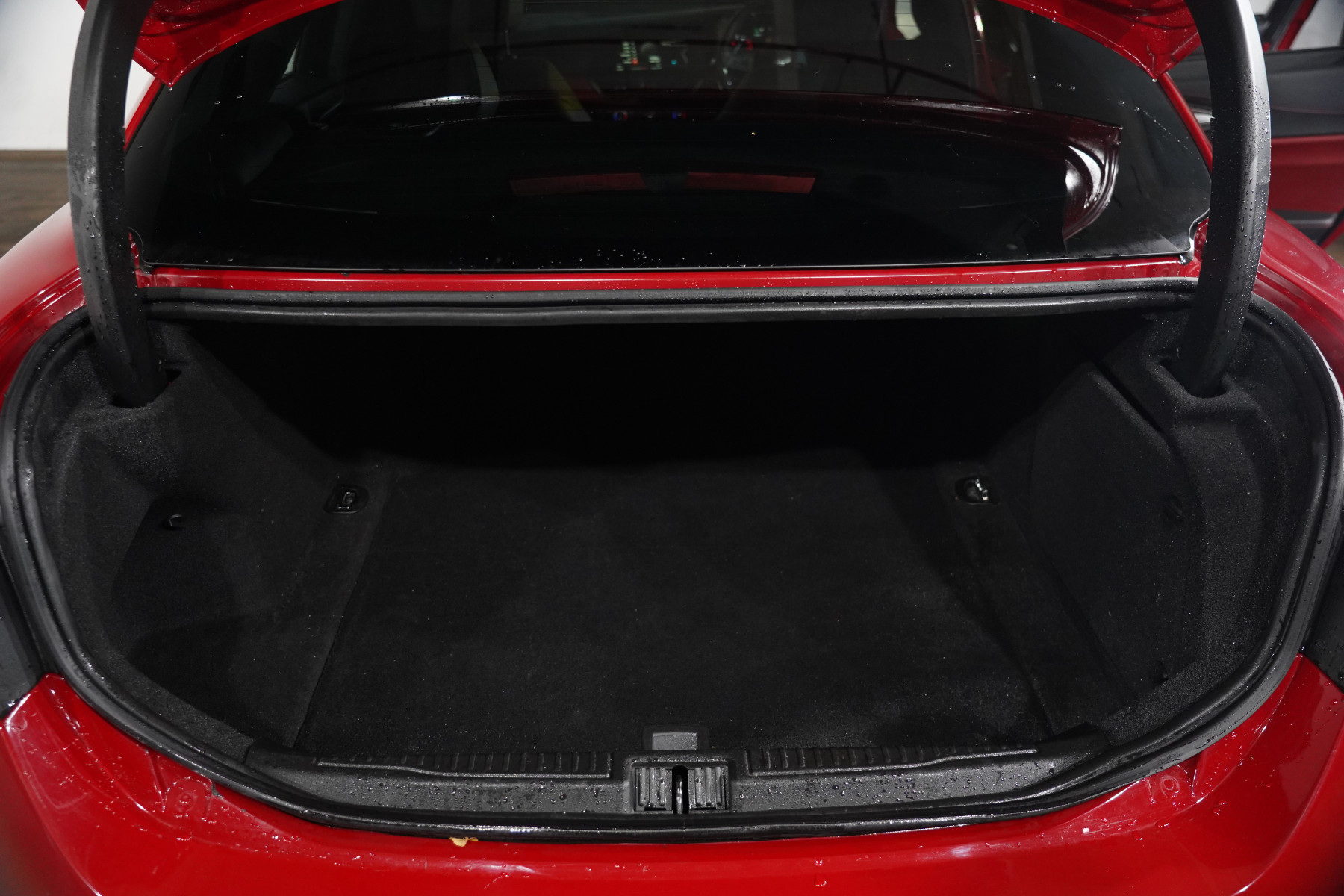 2017 Alfa Romeo Giulia Quadrifoglio (Qv) Sedan Image 32