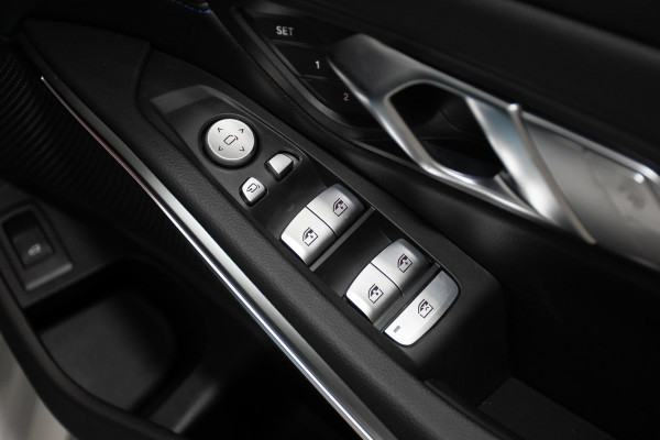 2026 BMW 3 Series G20 LCI II 330i M Sport Sedan image 19