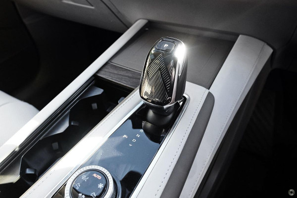 2025 MG QS IS31 Essence SUV Image 12