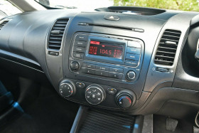 2013 MY14 Kia Cerato YD MY14 S Hatchback