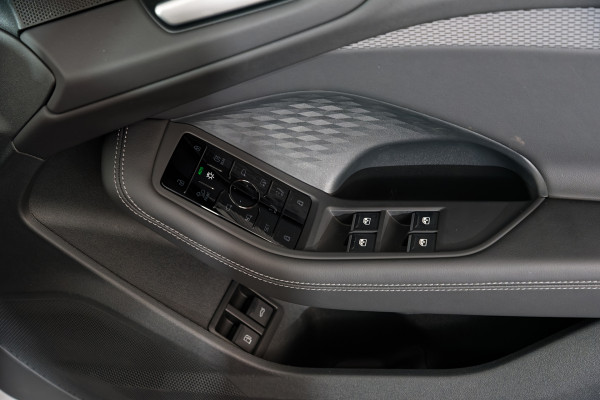 2025 Audi A5 B10 e-hybrid S-Line Sedan