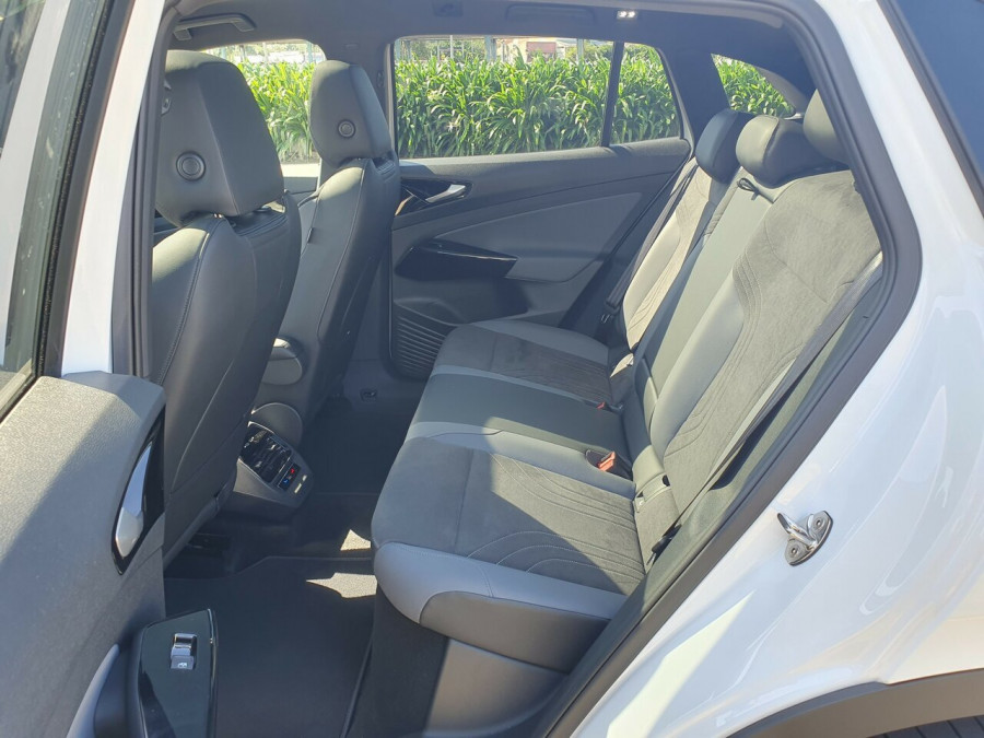 2025 MY25.5 Volkswagen ID. 4 E2 Pro SUV Image 20