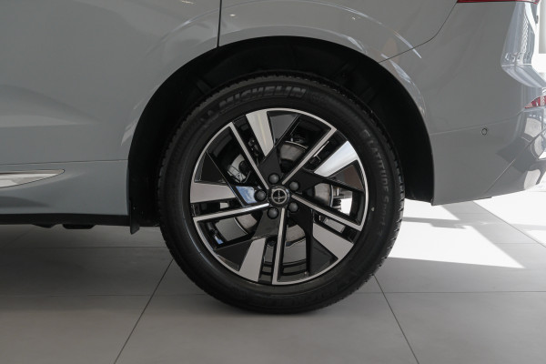 2026 Volvo XC60 UZ Plus B5 Bright SUV image 20
