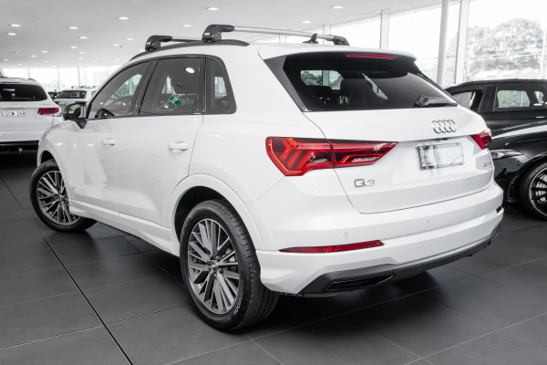 2020 Audi Q3 F3 35 TFSI Launch Edition SUV image 2