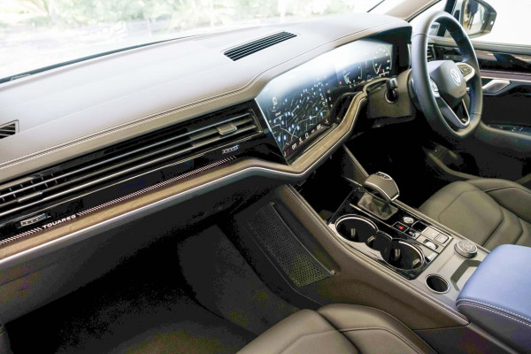 2024 Volkswagen Touareg RC 170TDI SUV Image 20