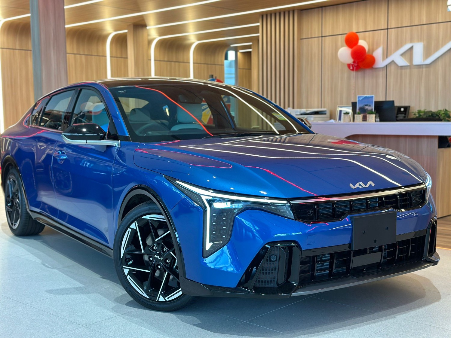 2025 KIA K4 GT-LINE CL4M 4X2