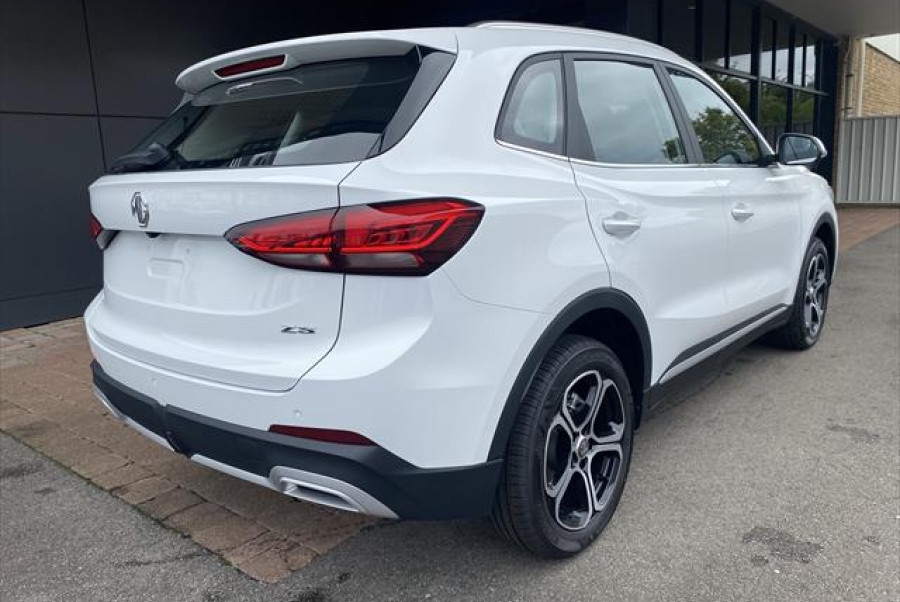 2025 MG ZS ZS32 Essence SUV Image 9