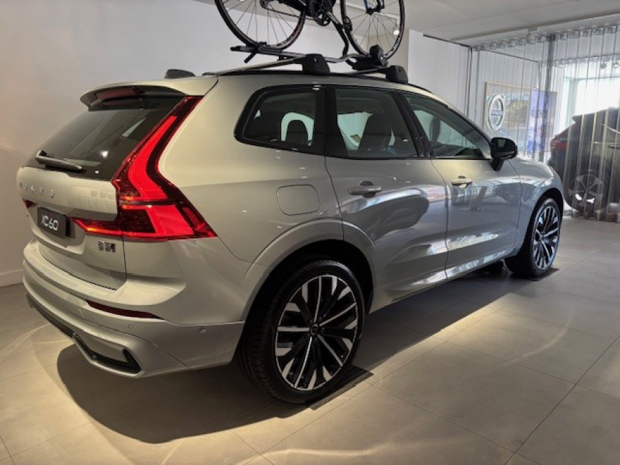 2026 Volvo XC60 UZ Ultra B5 Dark SUV Image 2