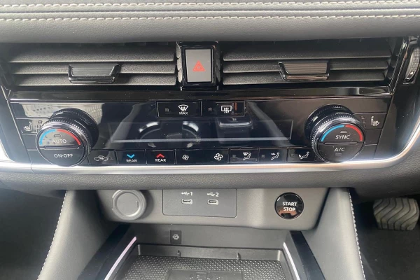 2026 Nissan X-Trail T33 Ti e-POWER SUV Image 2