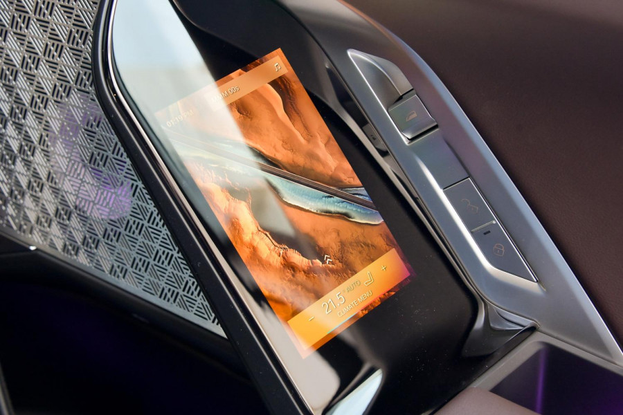 2025 BMW 7 Series G70 740i M Sport Sedan