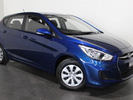 Hyundai Accent Active RB2