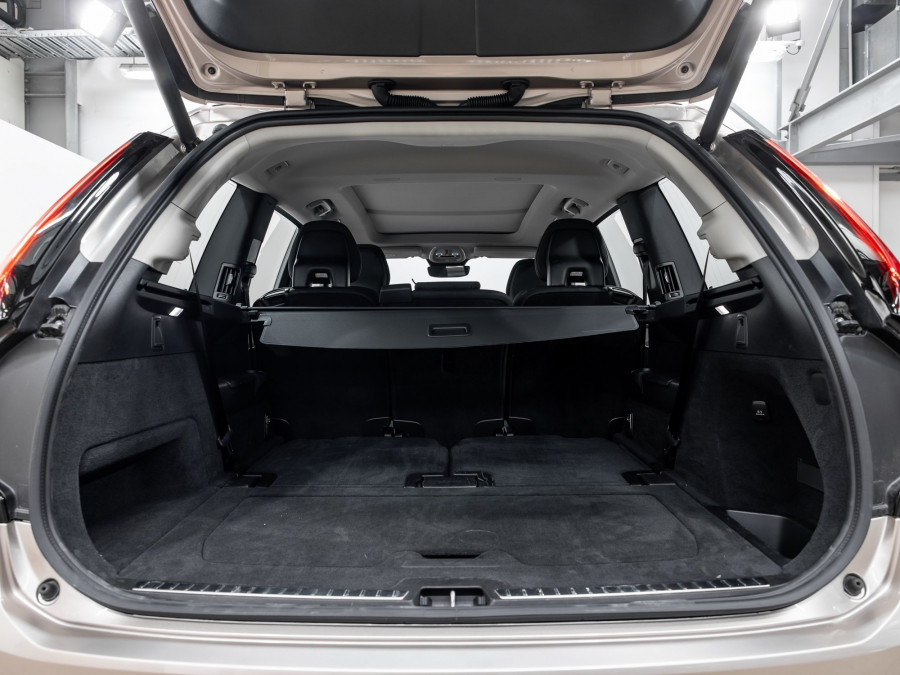 2025 Volvo XC90 L Series B5 Plus 2.0Pmht SUV Image 8