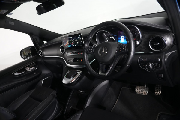 2022 Mercedes-Benz V-Class V250 d Avantgarde People Mover Image 10