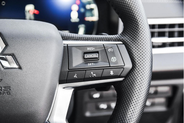 2024 Mitsubishi Outlander ZM PHEV Exceed SUV Image 14