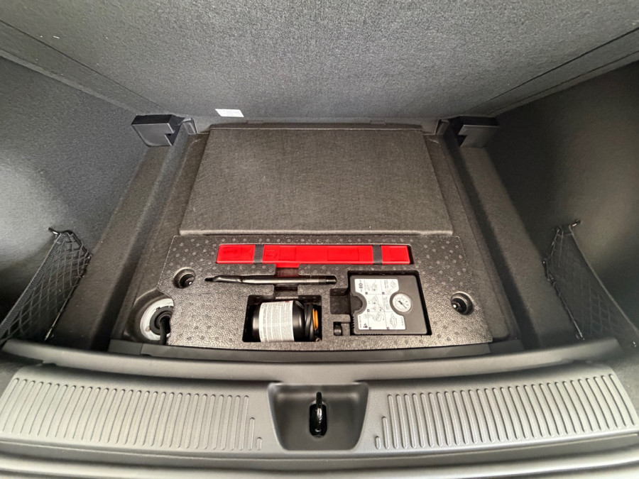 2026 MG MG4 AH4E Essence 64 Hatch Image 13