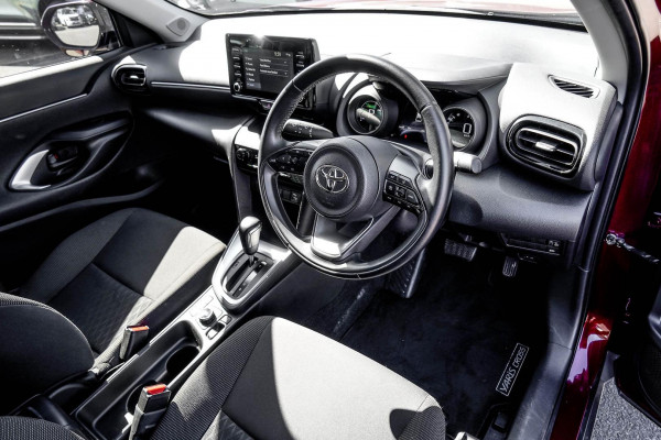 2021 Toyota Yaris Cross MXPJ15R GX SUV Image 5