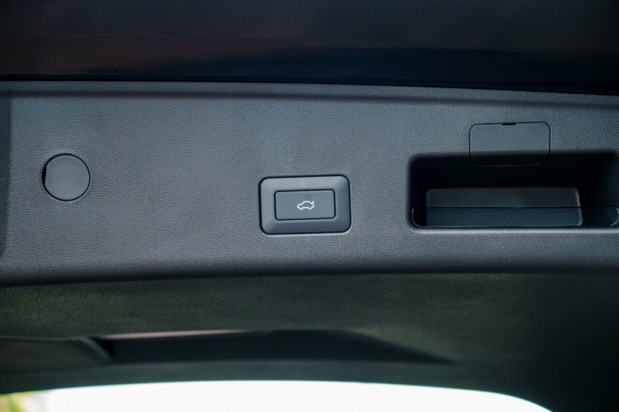 2026 Jaecoo J5  EV Summit SUV Image 9