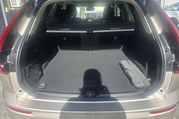 2026 Volvo XC60 UZ Plus B5 Bright SUV Image 7