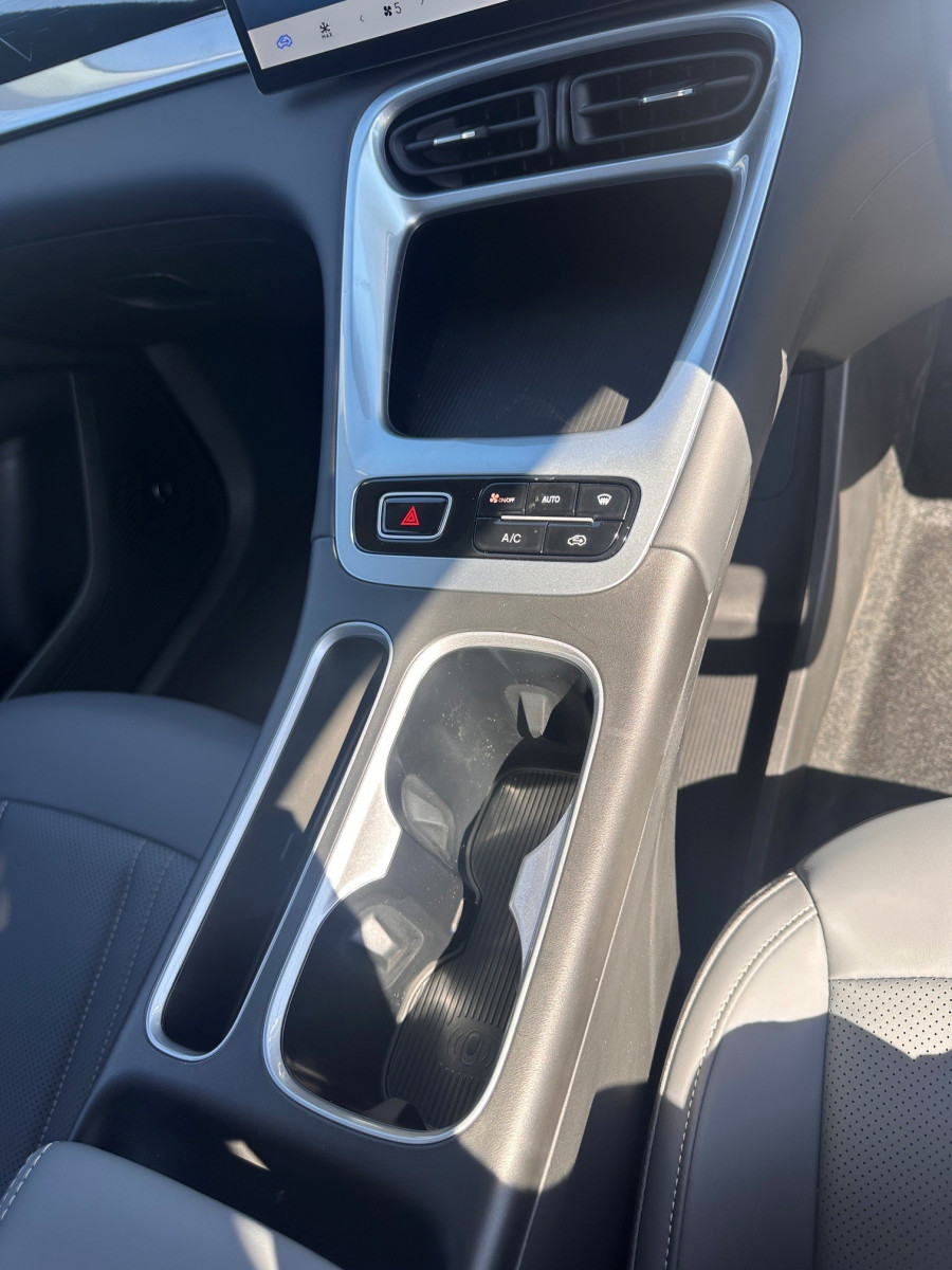 2026 Geely EX2 E22H Complete Hatch Image 16