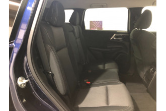 2023 Mitsubishi Outlander ZM LS SUV