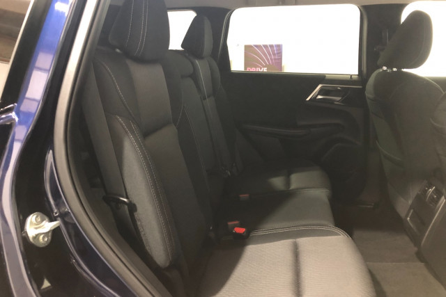 2023 Mitsubishi Outlander ZM LS SUV Image 12
