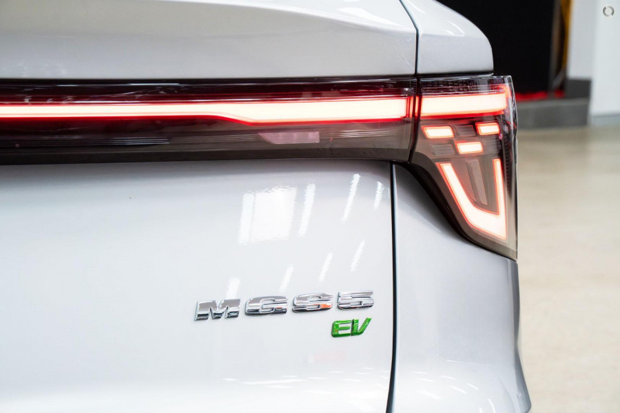 2025 MG MGS5 EV ZS3EM Essence 49 SUV Image 4