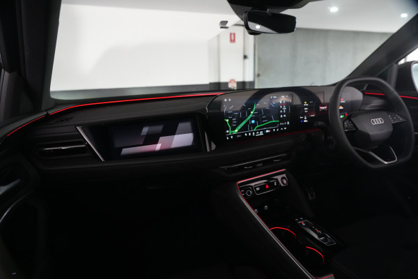 2025 Audi SQ5 GU  SUV Image 25