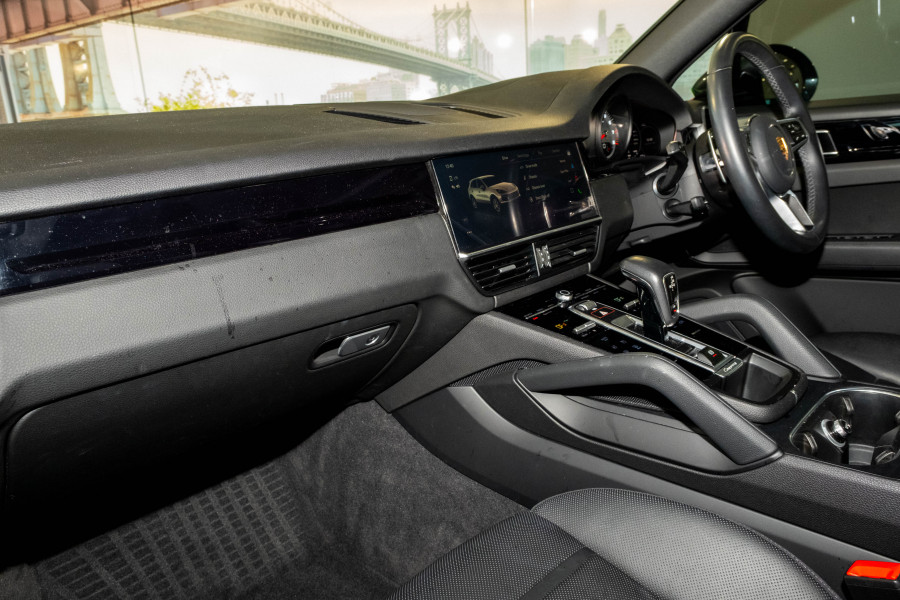 2022 MY23 Porsche Cayenne SUV
