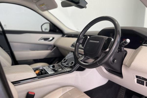 2017 MY18 Land Rover Range Rover Velar L560 D300 SE SUV Image 15