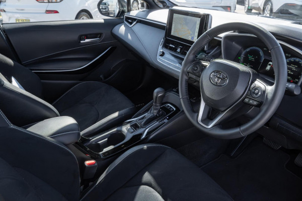 2025 Toyota Corolla ZWE219R  ZR Hybrid Hatch Image 7