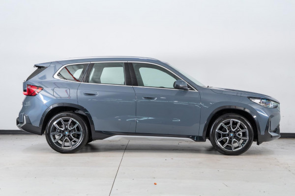 2026 BMW X1 U11 xDrive20i M Sport SUV image 5
