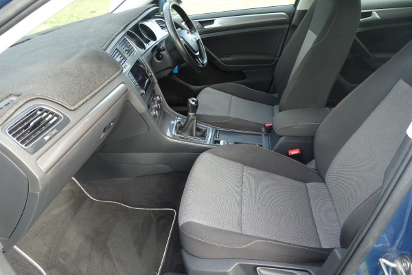 2015 Volkswagen Golf 7 90TSI Comfortline Hatch Image 12