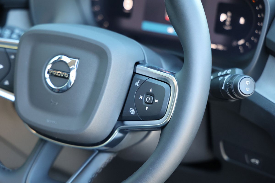 2026 Volvo XC40 XZ Plus B4 SUV Image 10